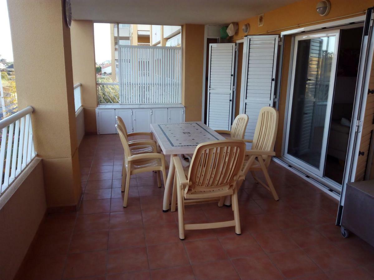Apartmento Playa Almarda. Piscina&Parking Ngoại thất bức ảnh