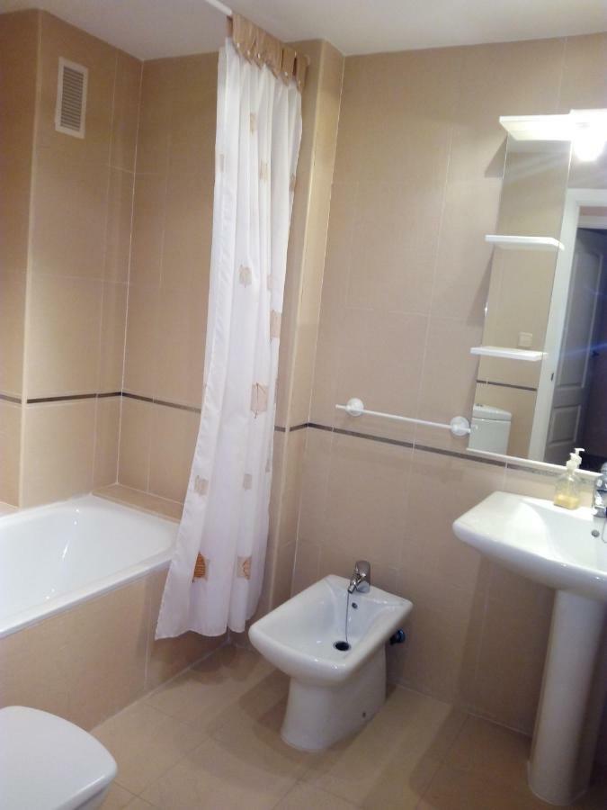 Apartmento Playa Almarda. Piscina&Parking Ngoại thất bức ảnh